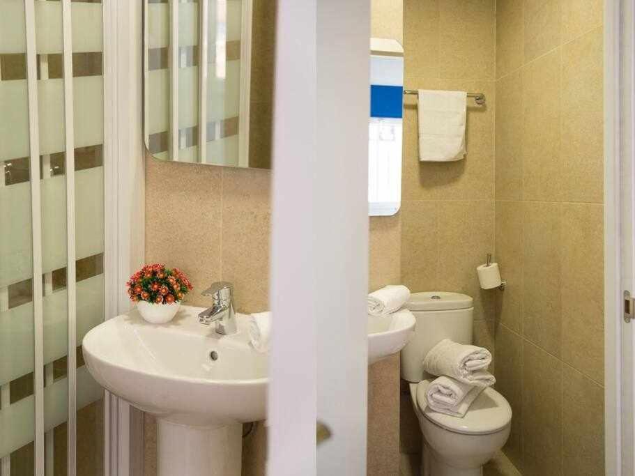 Comodo Y Agradable Estudio En Centro A6 Apartamento